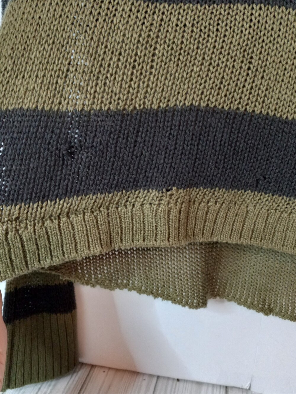 RARE Vintage Billabong Distressed Striped Black & Green Striped Grunge Sweater - Picture 3 of 9